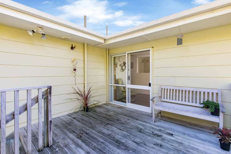 45 Rewarewa Road Te Atatu Peninsula_25