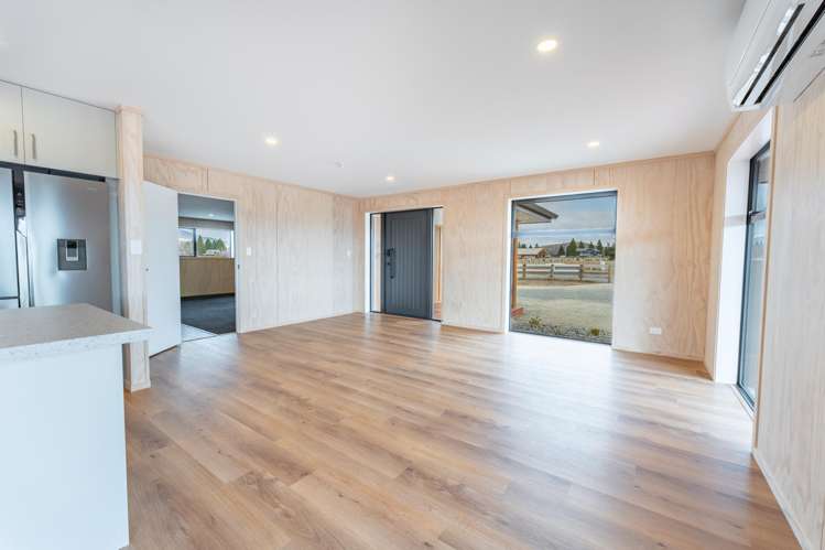 22 Peak Drive Twizel_12