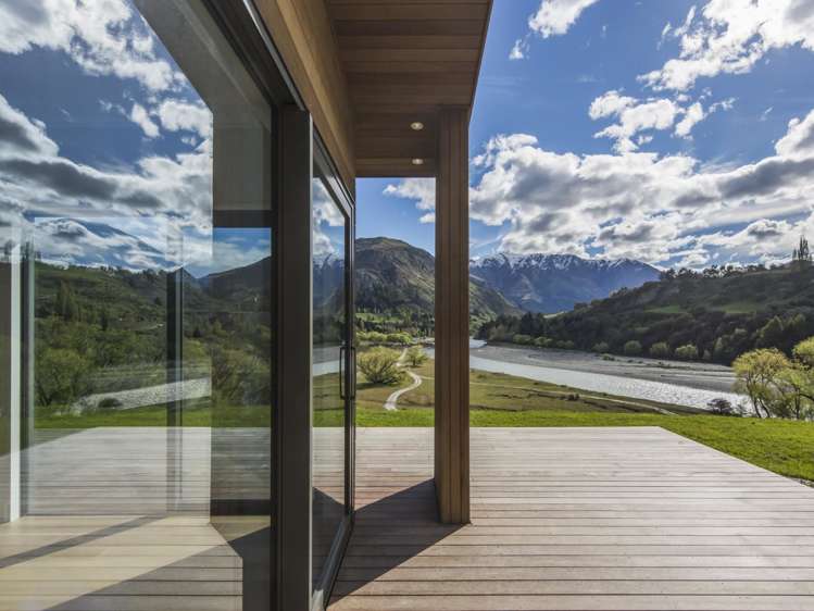 340 Tucker Beach Road Queenstown Hill_0