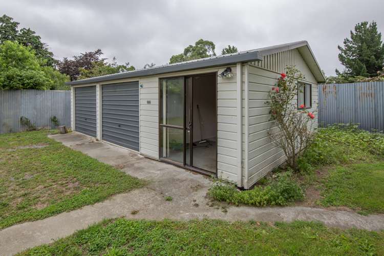 4 King Street Chertsey_2