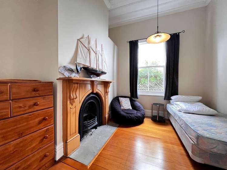 25 Shoal Bay Road Devonport_11