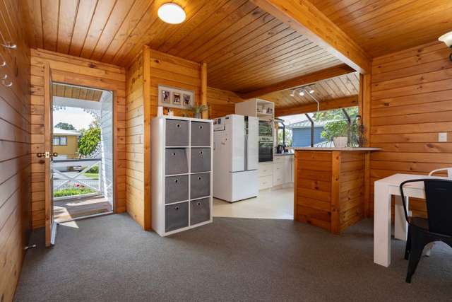 62 Rhinevale Close Henderson_3