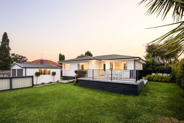 16 Thompson Street Leamington_1