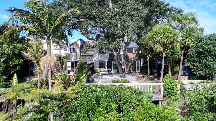 3/7a Seaside Avenue Waterview_7