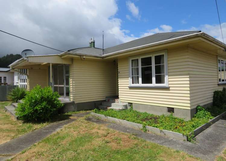 72 Main Street Reefton_18