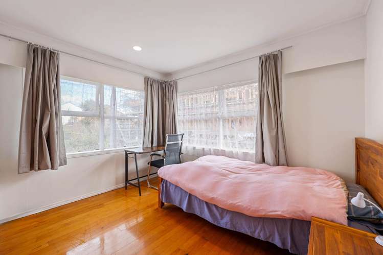 77 Macleans Road Bucklands Beach_14