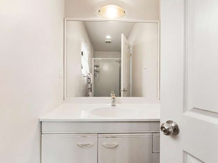 2/124 Alfriston Road Manurewa_27