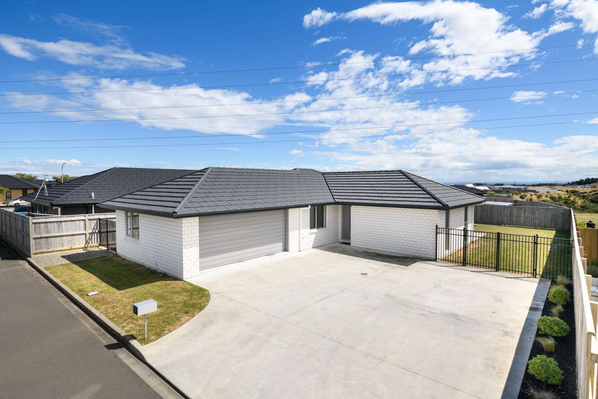 20 Sardinia Grove Fitzherbert_0