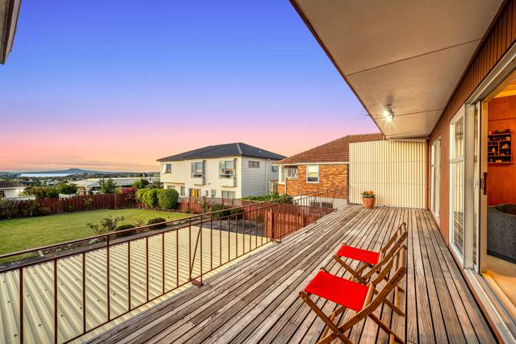 41 Bradbury Road Botany Downs_12