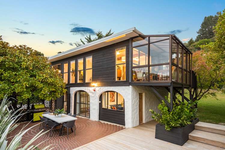 2 Pohue Grove Stokes Valley_38