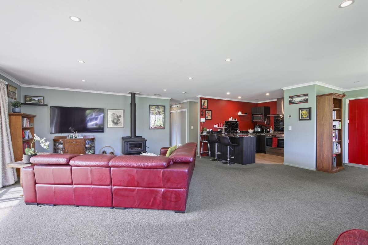 3894 Old West Coast Rd, Waddington_1