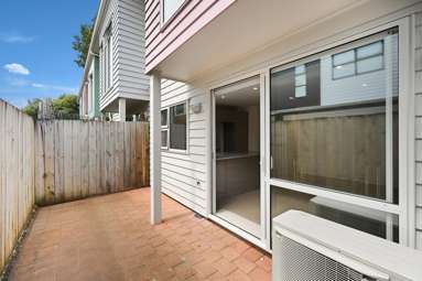 2/72 Carrington Avenue_4