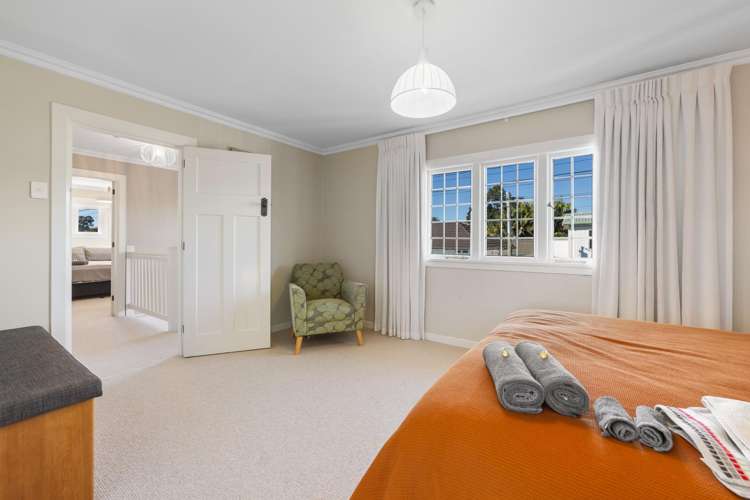 26 Baring Terrace Strandon_14