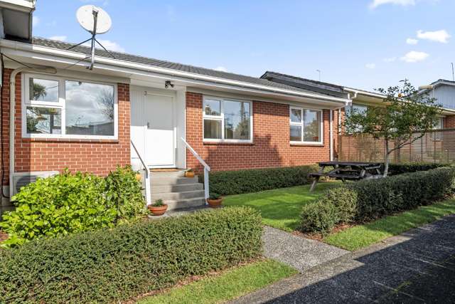 3/36 Parr Road South Point Chevalier_1