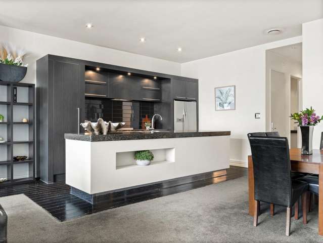 2/49 Bond Street Dunedin Central_2