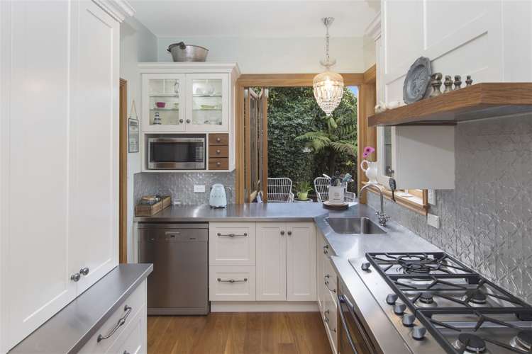 62 Birdwood Avenue Beckenham_5