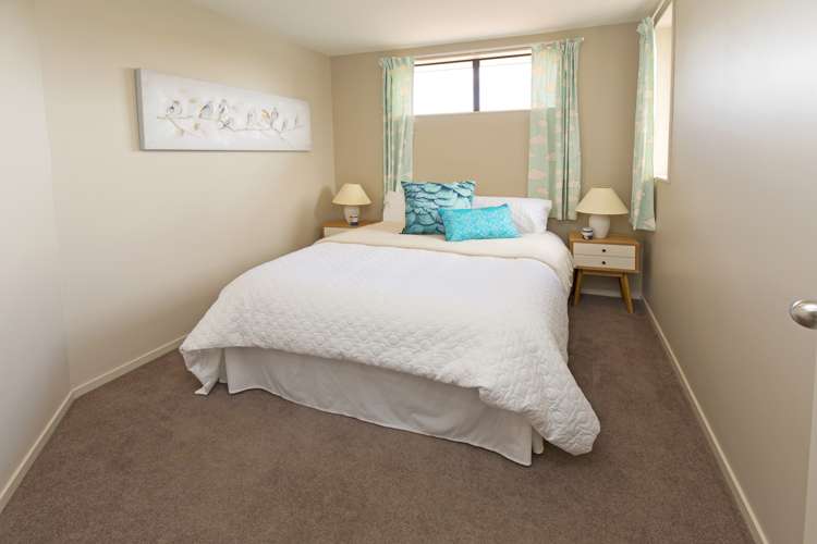 20 Laurie Street Red Beach_6