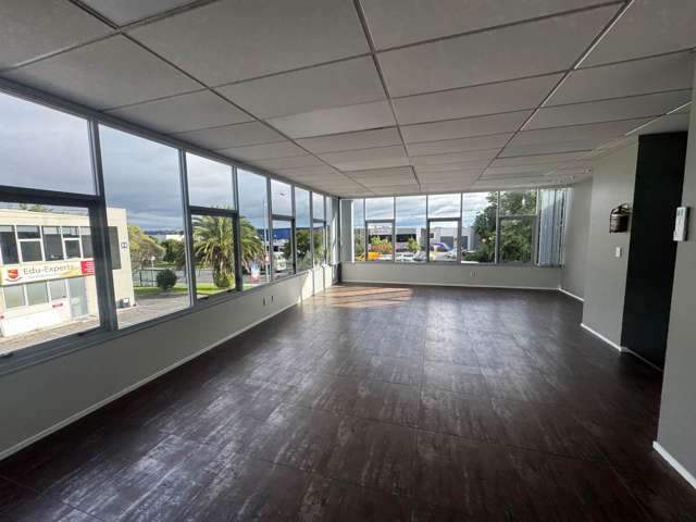 Unit F/4 William Pickering Drive Albany_1