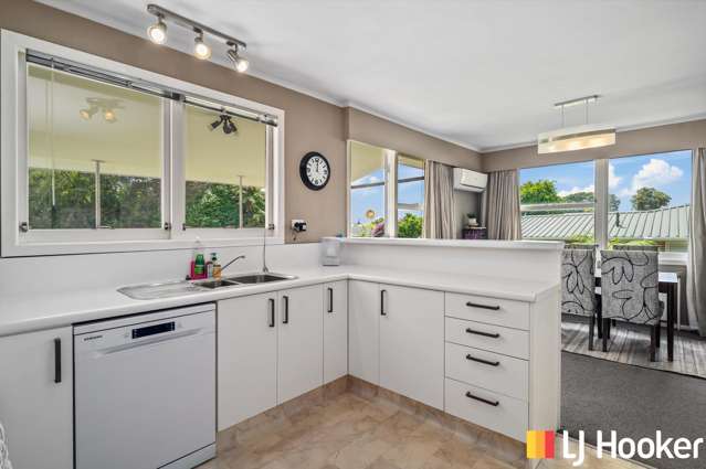 9 Carlton Street Glenholme_2