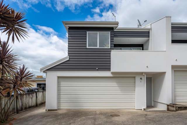 URGENT SALE - SECOND TIME ON MARKET