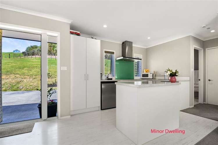 64 Manuka Grove Helensville_17