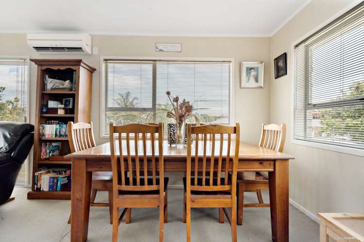 43 Seaward Place Wattle Downs_3