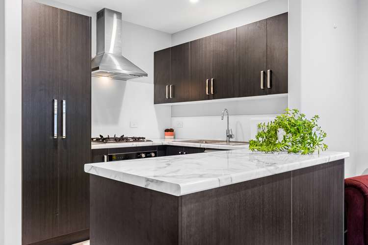 23 Vernon Drive Lincoln_17