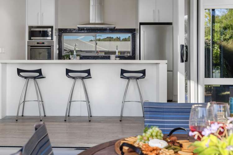 1 Ellesmere Close Pyes Pa_6