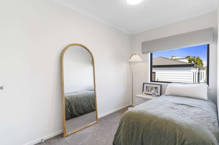 9 Tuhono Lane Northcote_13