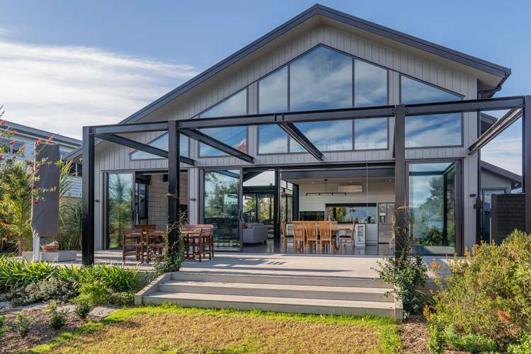 112 Ti Kouka Crescent Matarangi_40