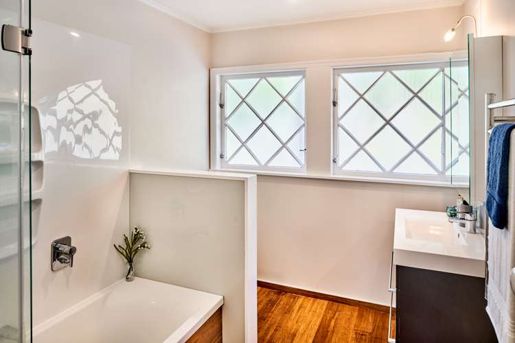 2 Parklands Drive Karori_15