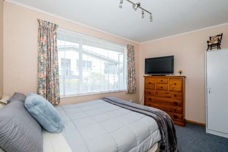 23 Grants Road Marchwiel_15