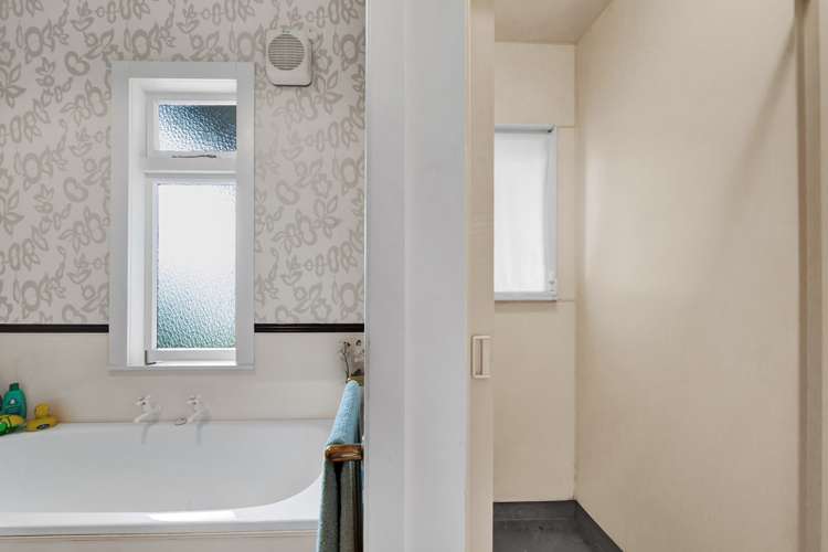 7 Disraeli Street Hawera_16