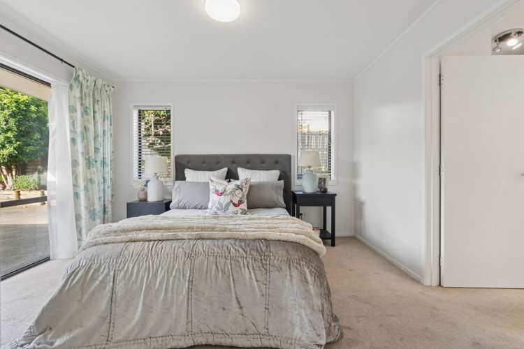 14 Meadowland Drive Somerville_10