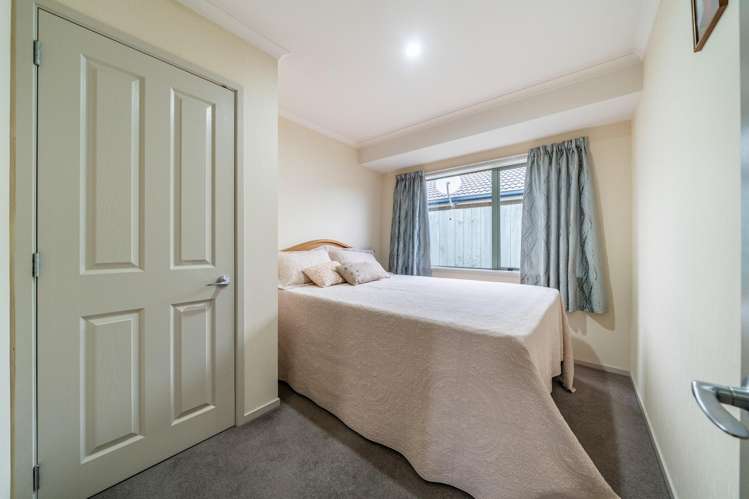 2 Fraser Colman Grove Wainuiomata_14