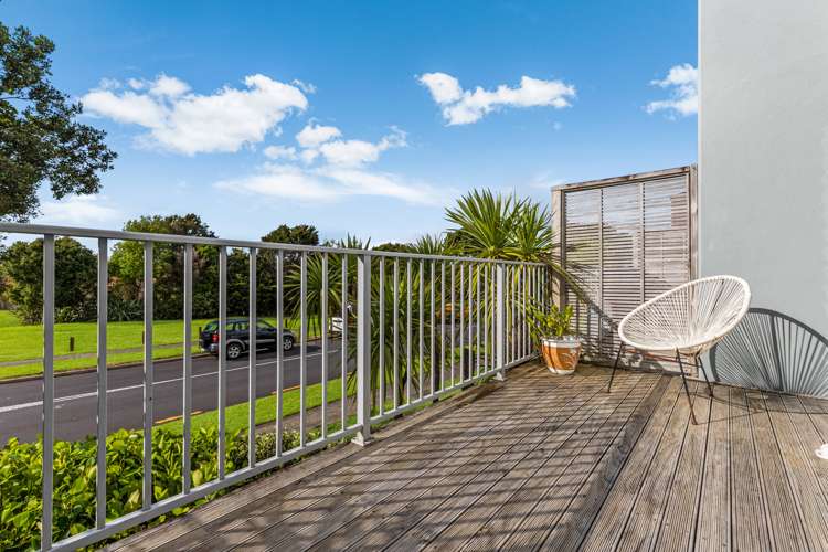 64/7 Kelvin Hart Drive East Tamaki_3