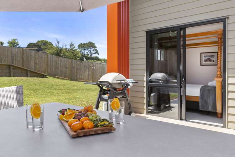 14 Robertson Street Raglan_22