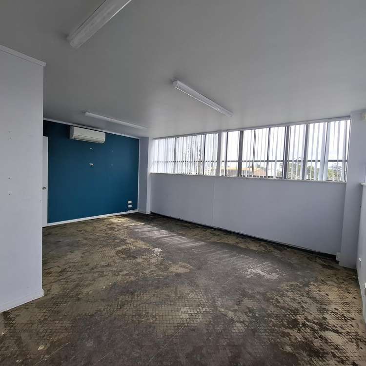 2/10 Mihini Road Henderson_3