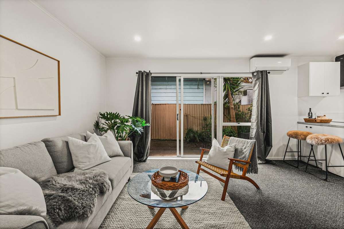 2/163 Nelson Crescent_4