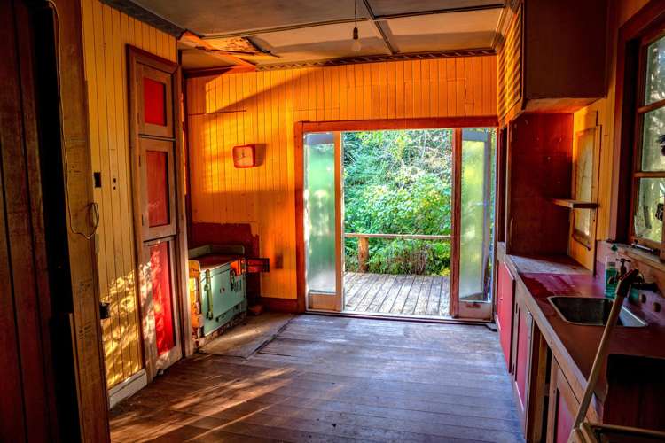 12 Glendining Road Waihua_8