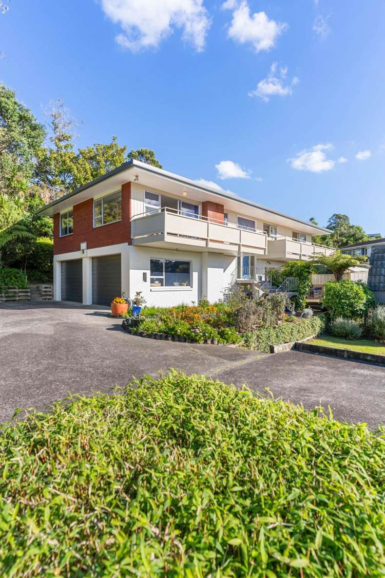 56 Mayfair Crescent Mairangi Bay_61