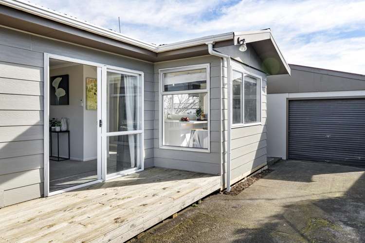 71 Clifton Drive Waitara_17