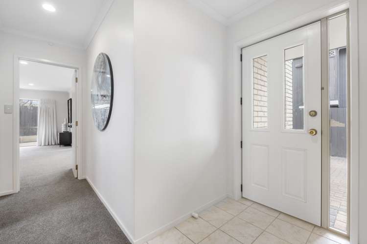 2/13 Fratley Avenue Farm Cove_17