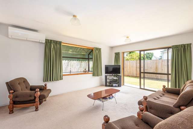 2/61 Caledonian Road Saint Albans_1