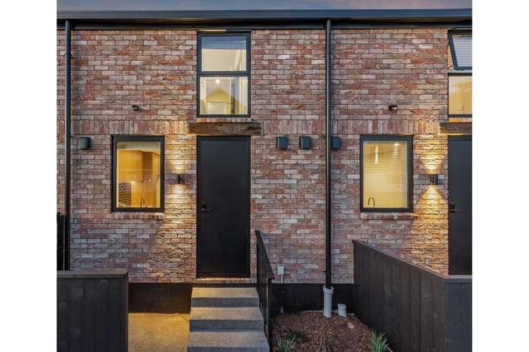 6/196 Hills Road Edgeware_1