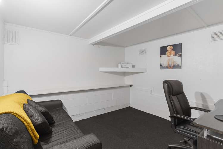 5b Tirimoana Road Te Atatu South_17