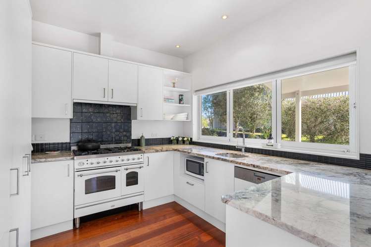 13 Coutts Road Pauanui_10