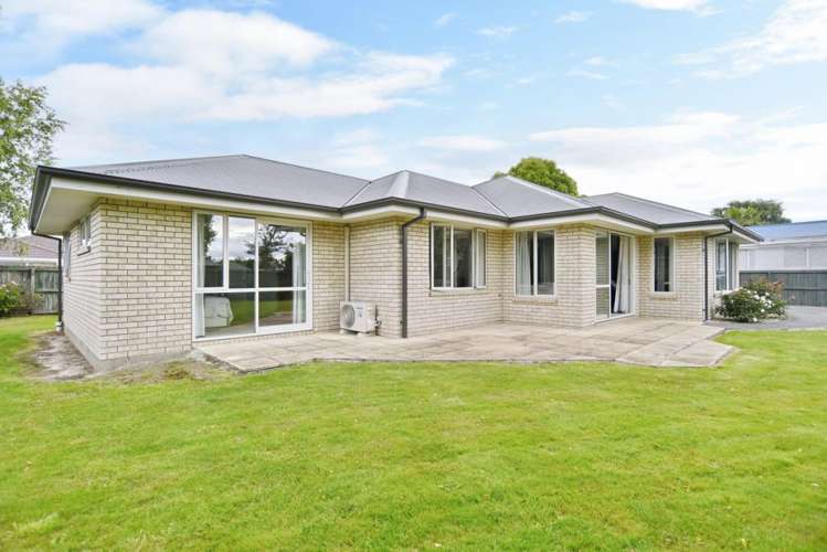 17 Stanton Place Woodend_14