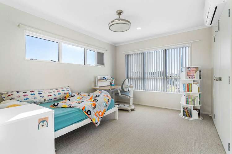 2 Lorenzo Way Flat Bush_19