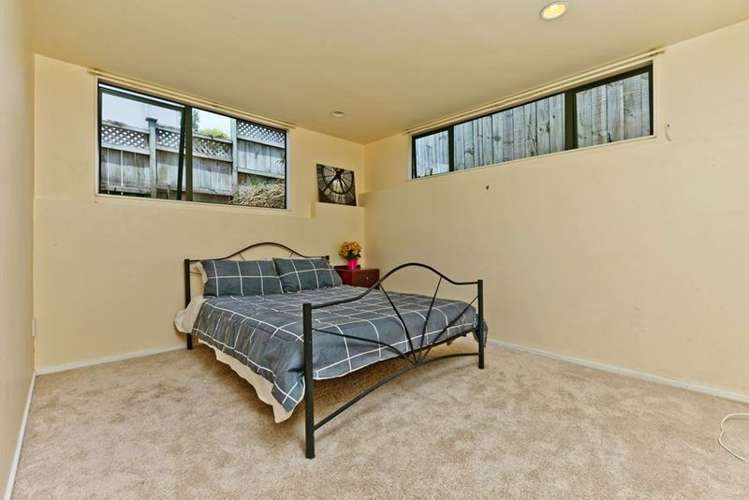 2/14 Greenridge Court Glenfield_8